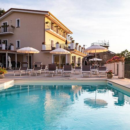 Residence I Lauri Laureana Cilento エクステリア 写真